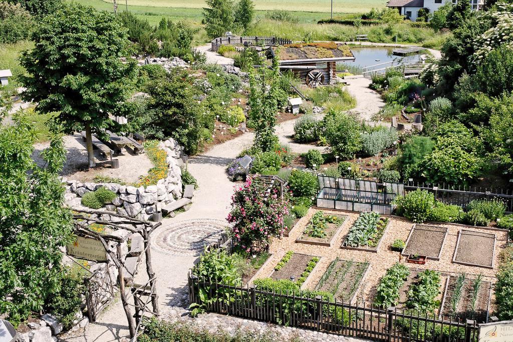 Hildegard Naturhaus Kirchberg bei Mattighofen Phòng bức ảnh
